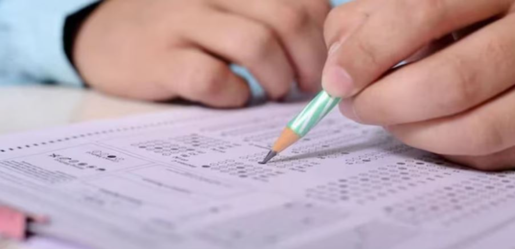 NEET पुनर्परीक्षा से पहले नागपुर के छात्र को गलती से अबूधाबी परीक्षा केंद्र आवंटित