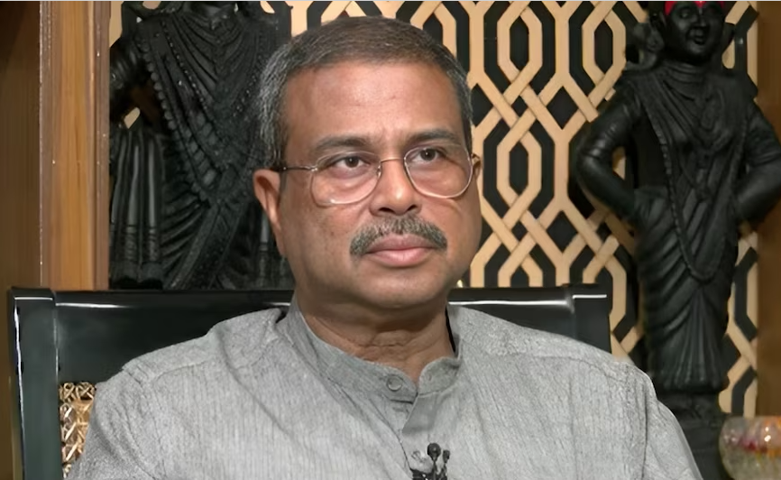 धर्मेन्द्र प्रधान का इस्तीफा
